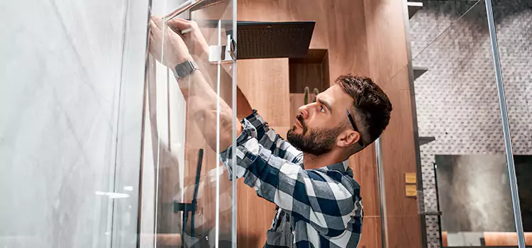 Replace Shower Doors with Frameless West Allis